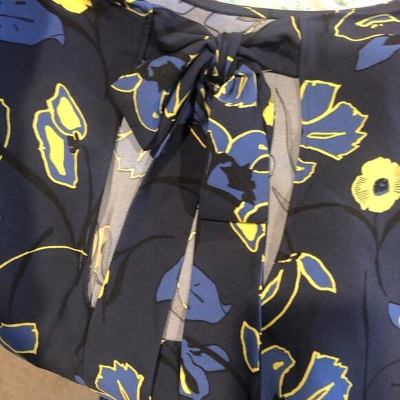 Halogen Blue Floral Long Sleeve Keyhole Back Dress - Picture 5 of 7